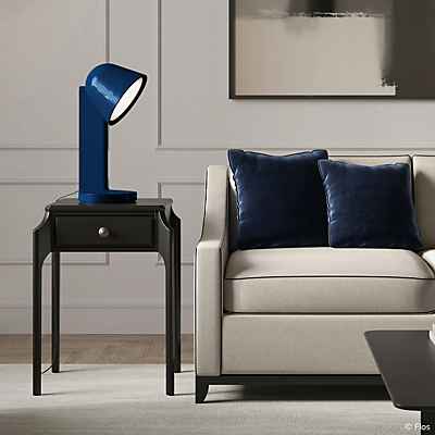 Flos Céramique Tischleuchte, blau - Licht nach unten