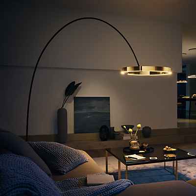 Occhio Mito Largo Lusso Bogenleuchte LED, Kopf roségold/Body Ascot Leder schwarz/Fuß schwarz marquina