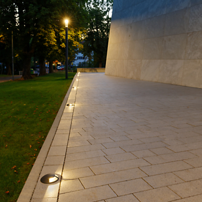 Bega 88673 - Luminaire à encastrer au sol LED Exemple d'utilisation en photo
