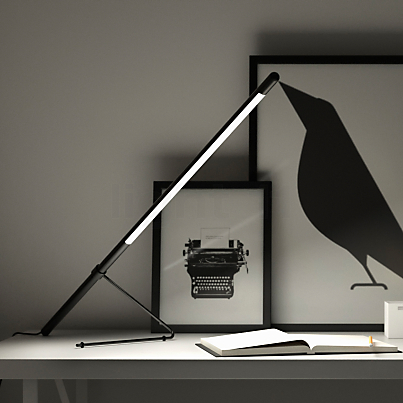 Belux Tubo Lampe de table LED Exemple d'utilisation en photo