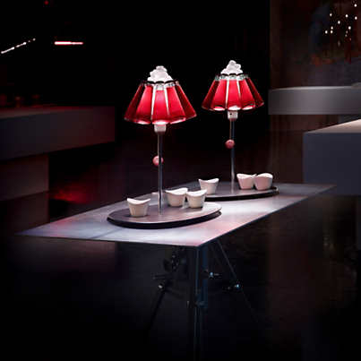 Ingo Maurer Campari Bar Lampe de table Exemple d'utilisation en photo