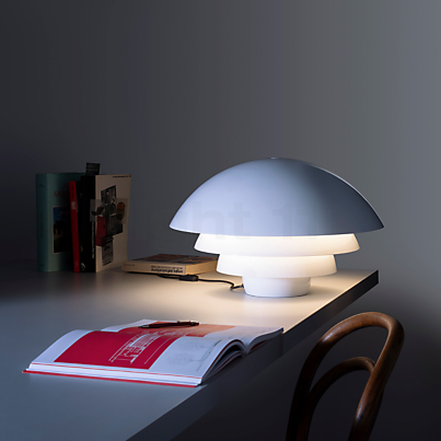 Martinelli Luce Visiere Tischleuchte LED Anwendungsbild