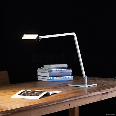Nimbus Roxxane Home Lampe de table avec pied Exemple d'utilisation en photo
