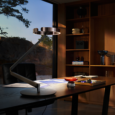 Occhio Gioia Equilibrio, lámpara para escritorio LED Imagen de aplicaci&oacute;n