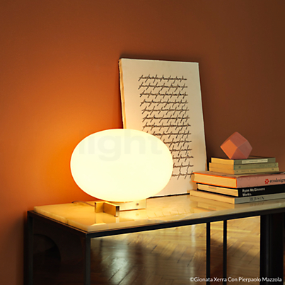 Oluce Alba Lampe de table Exemple d'utilisation en photo