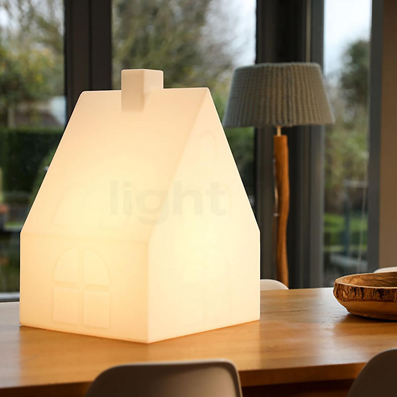 8 seasons design Shining House Lampe de table Exemple d'utilisation en photo
