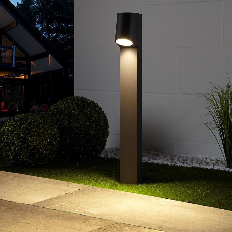 Bega 77239/77249 - LED bollard light Application picture