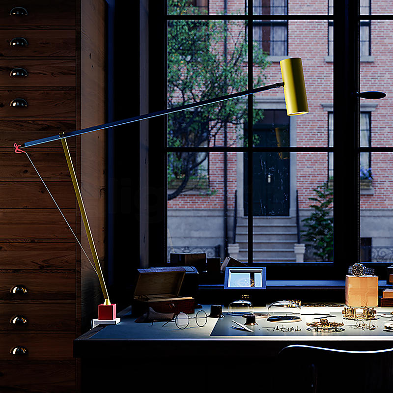 Catellani & Smith Ettorino T Lampe de table LED avec pince Exemple d'utilisation en photo