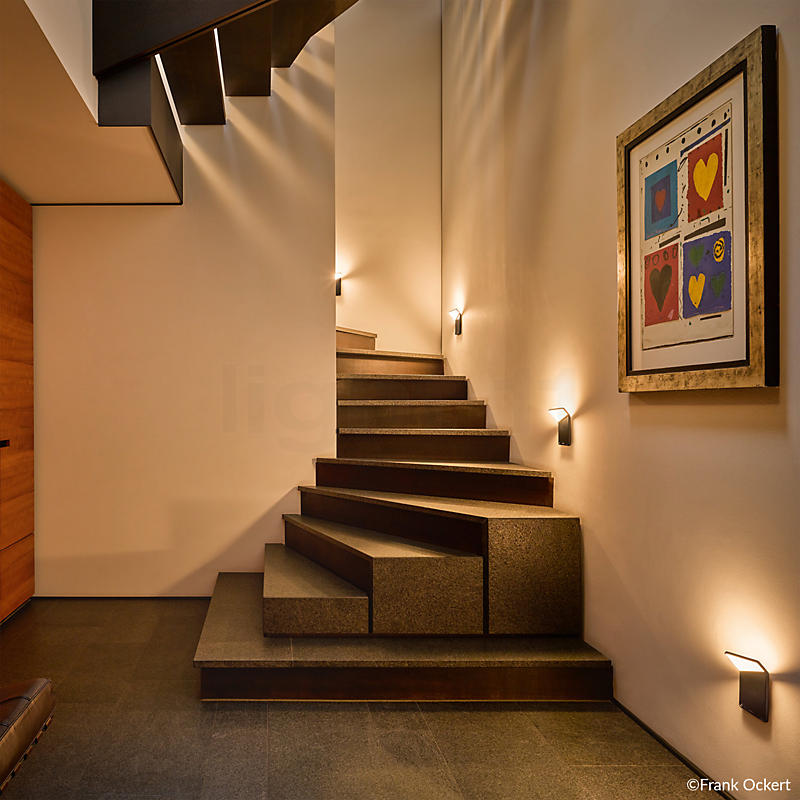 Lampes pour l'éclairage des couloirs et escaliers pour intérieurs 