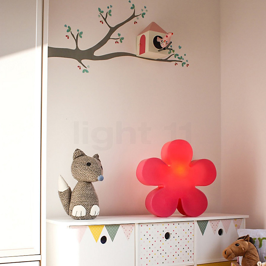 8 seasons design Shining Flower Table Lamp Application picture