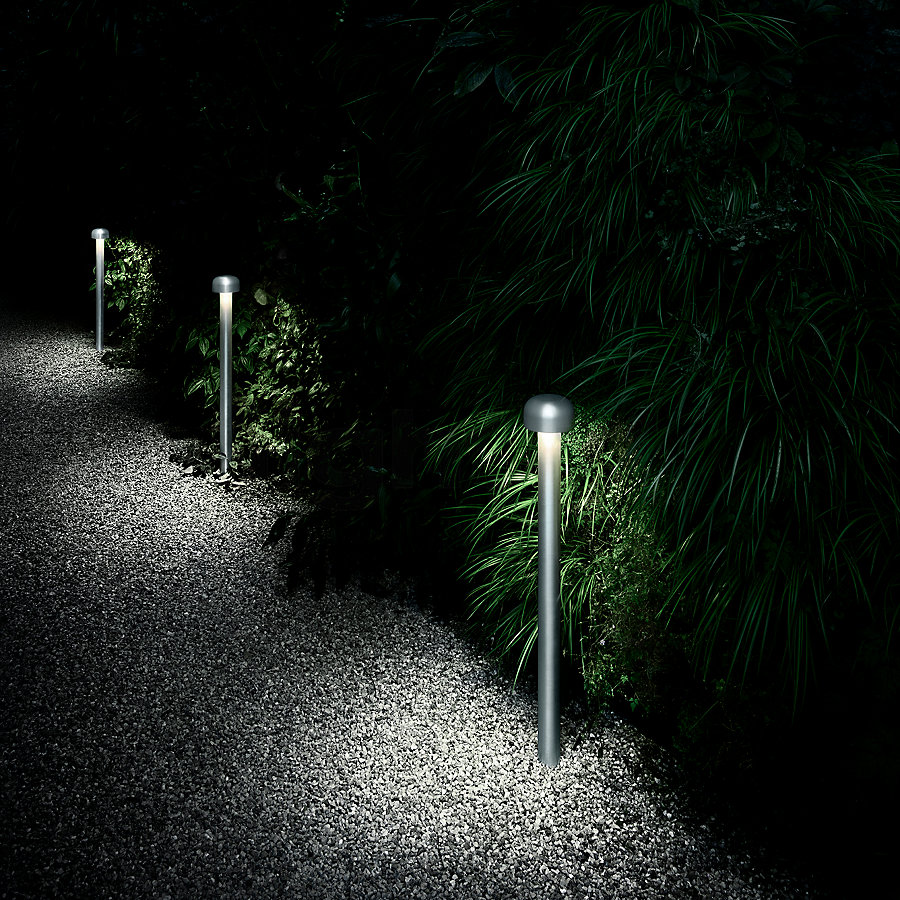 Flos Outdoor Bellhop Borne lumineuse 85 cm LED Exemple d'utilisation en photo