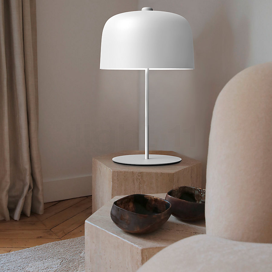 Luceplan Zile Lampe de table Exemple d'utilisation en photo