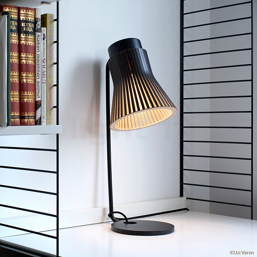 Secto Design Petite 4620 Lampe de table Exemple d'utilisation en photo