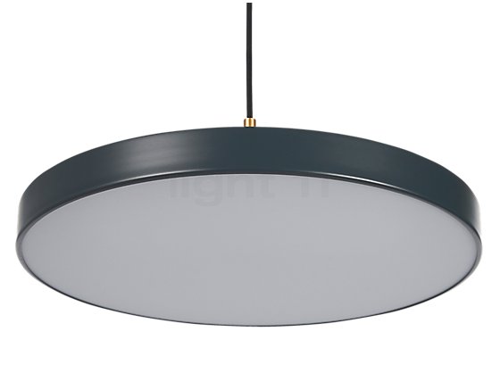 Umage Asteria Suspension LED noir - Cover laiton - Un diffuseur propage la lumière tout en douceur dans toutes les directions.