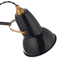 Anglepoise Original 1227 Brass Wall light black - The curvature towards the end of the lamp shade is characteristic for the Original 1227.