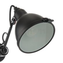 DCW Lampe Gras No 304 Bathroom Applique noir - Un diffuseur en verre borosilicate assure une tamisation agréable de la lumière.