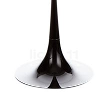 Flos Spun Light F black - The trumpet-shaped base is not only responsible for the Spun Light's charisma but it also provides for a secure standing.