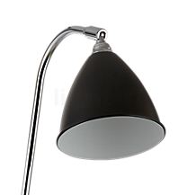Gubi BL6 Wall light chrome/chrome - The white inner surface of the BL6 lampshade forms an appealing contrast to the black outer surface.