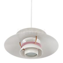 Louis Poulsen PH 5 Mini rød - Even when standing directly underneath the pendant, the light emitted does not glare at all.