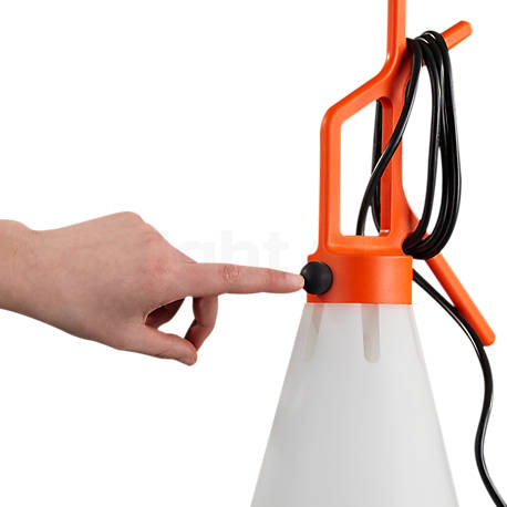 Flos Mayday orange - The May Day can be conveniently switched on and off by means of a push-button.