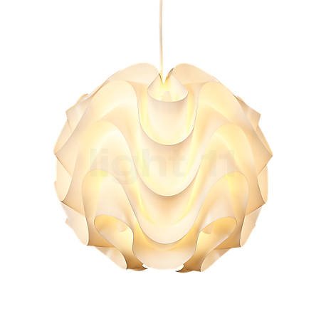 Le Klint 172 Pendel ø33 cm - When the pendant luminaire is switched on, it shines atmospherically in all directions.