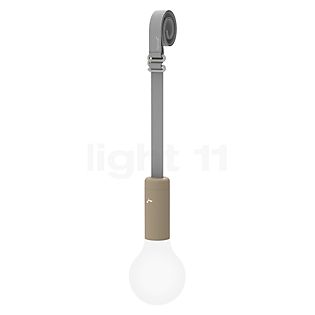 Fermob Aplô, lámpara recargable LED con correa colgante nuez moscada