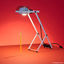 Artemide Sintesi – Lámpara de sobremesa — imagen 3