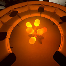 Grau Fireplace – Lámpara de pie led — imagen 3