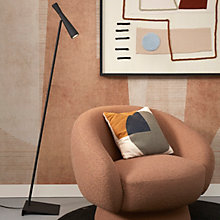 It's about RoMi Bordeaux, negro – Lámpara de pie — imagen 4