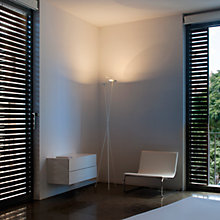 Vibia Skan, 3 focos – Lámpara de pie led — imagen 4