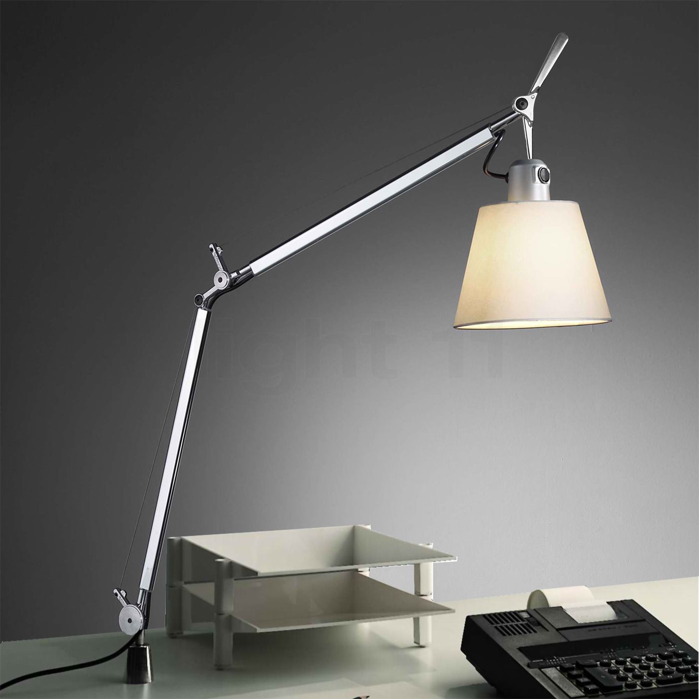 Artemide Tolomeo Basculante Tavolo With Table Pivot At