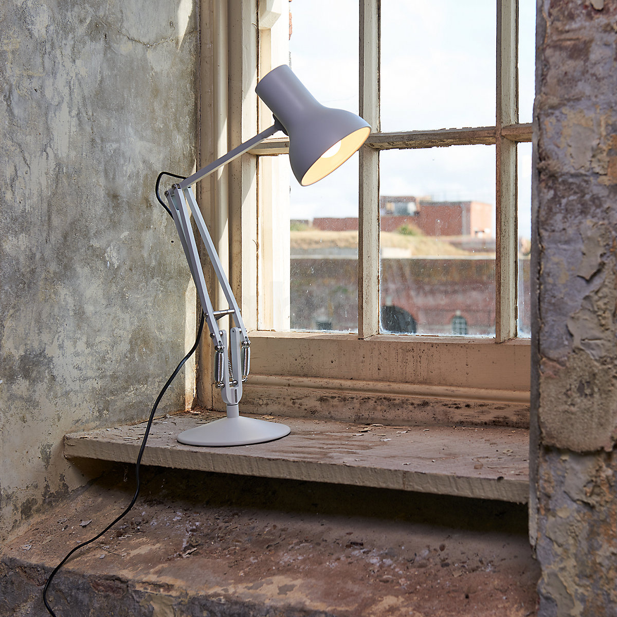Mini sales task lamp