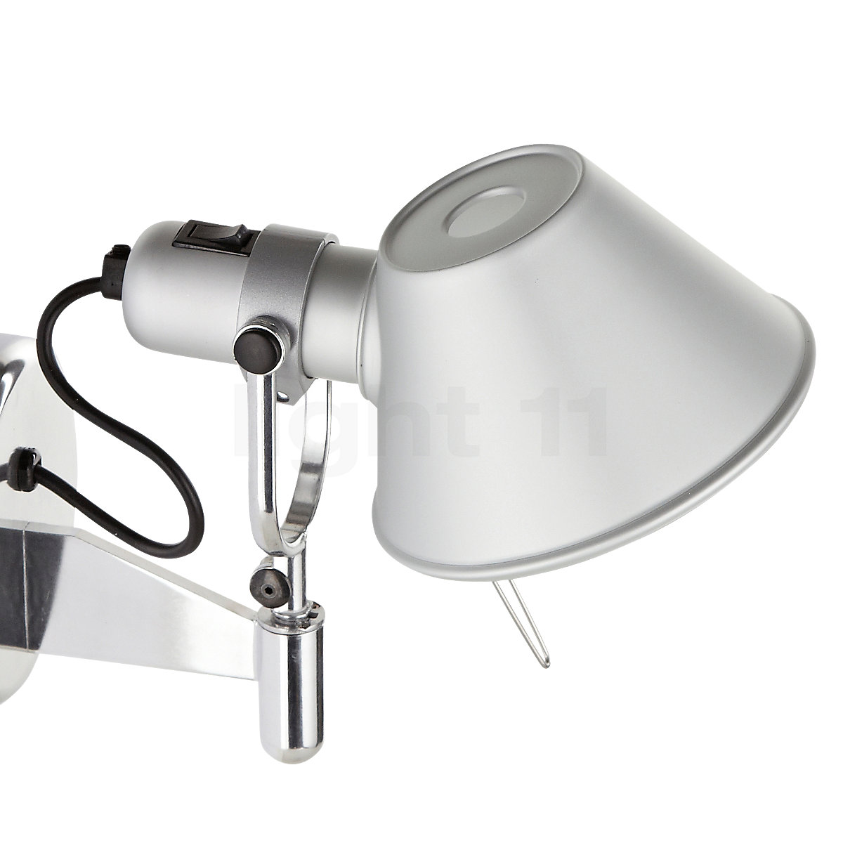 Applique con presa Tolomeo Pinza LED di Artemide - metallo