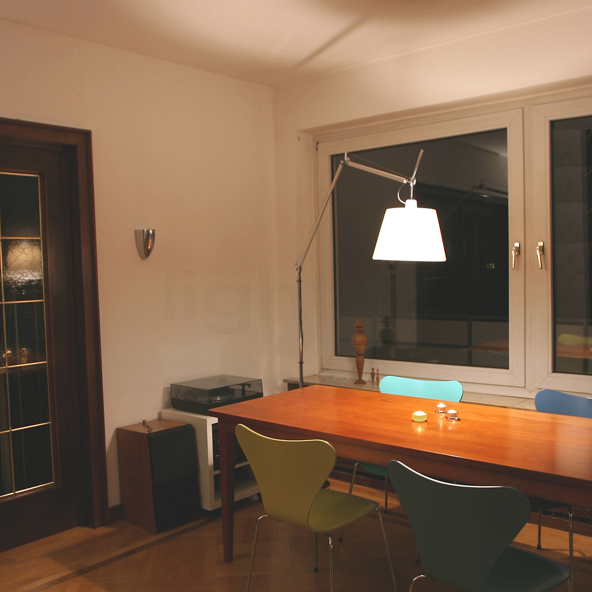 tolomeo mega table