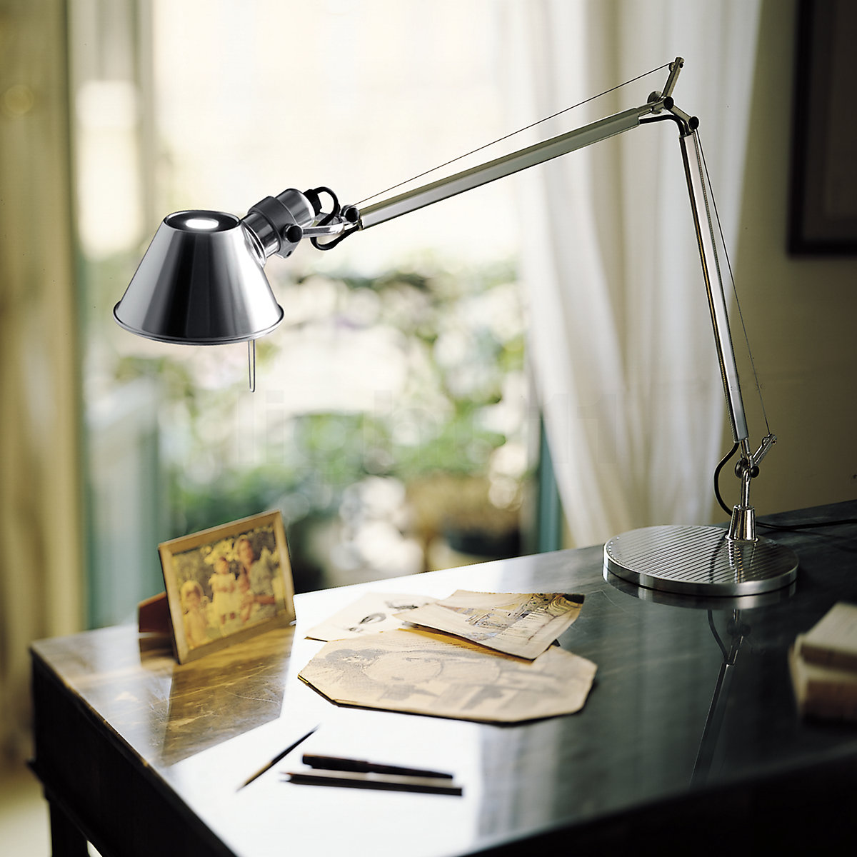 Buy Artemide Tolomeo Mini Tavolo LED at light11.eu