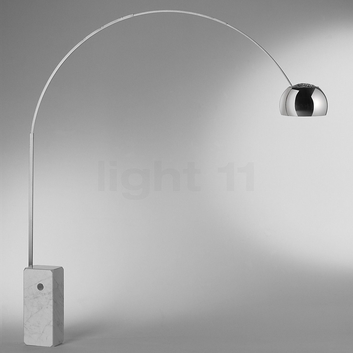 FLOS(フロス) ARCO LED 乗り気