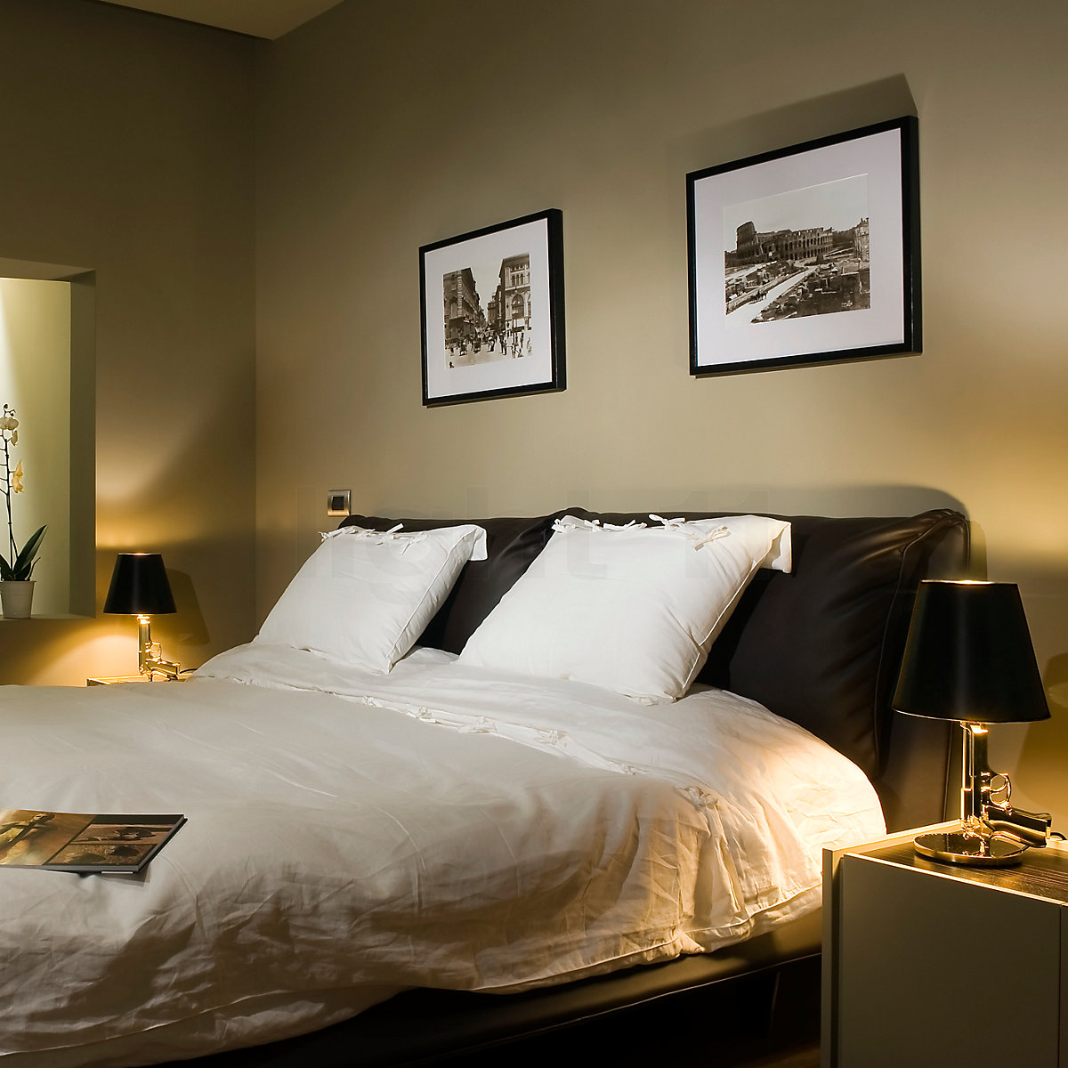 Flos Bedside Gun på light11.dk