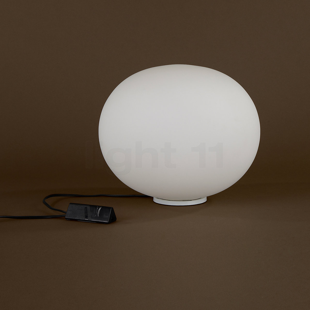 Buy Glo-Ball Table Lamp at light11.eu