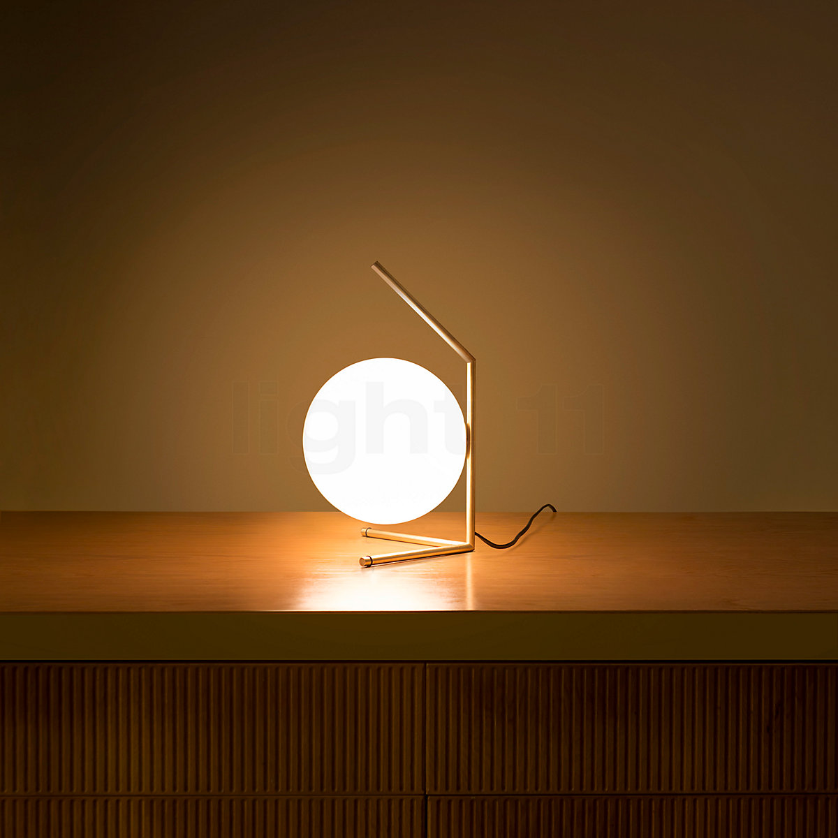絶妙なデザイン T1 Lights IC Flos Buy Low light11.eu at フロアスタンド