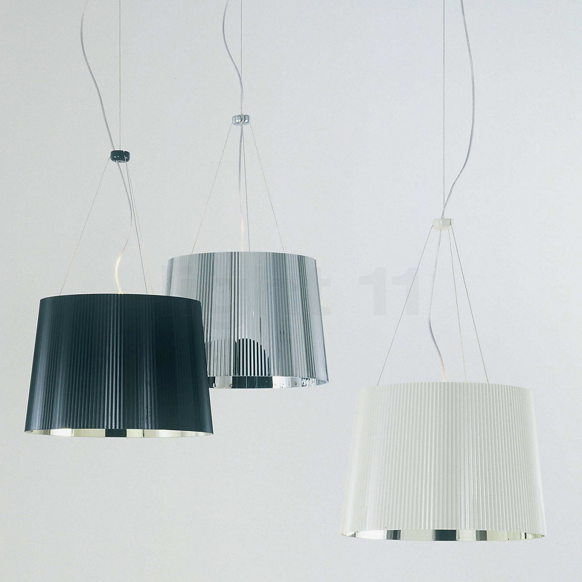 Kartell GE 黒ゴールド Buy Kartell Gè at light11.eu