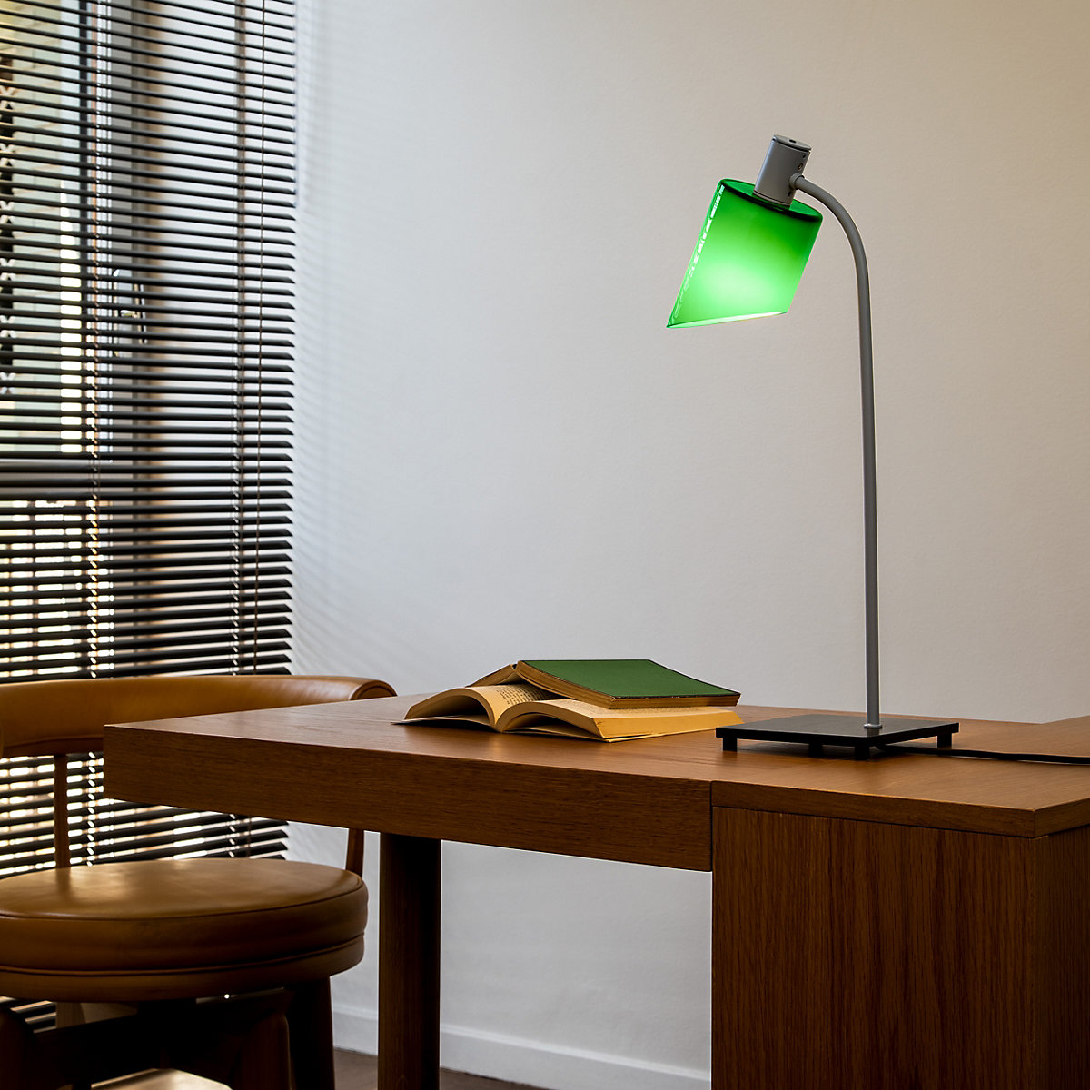 Nemo Lampe de Bureau – Lámpara de sobremesa — imagen 2
