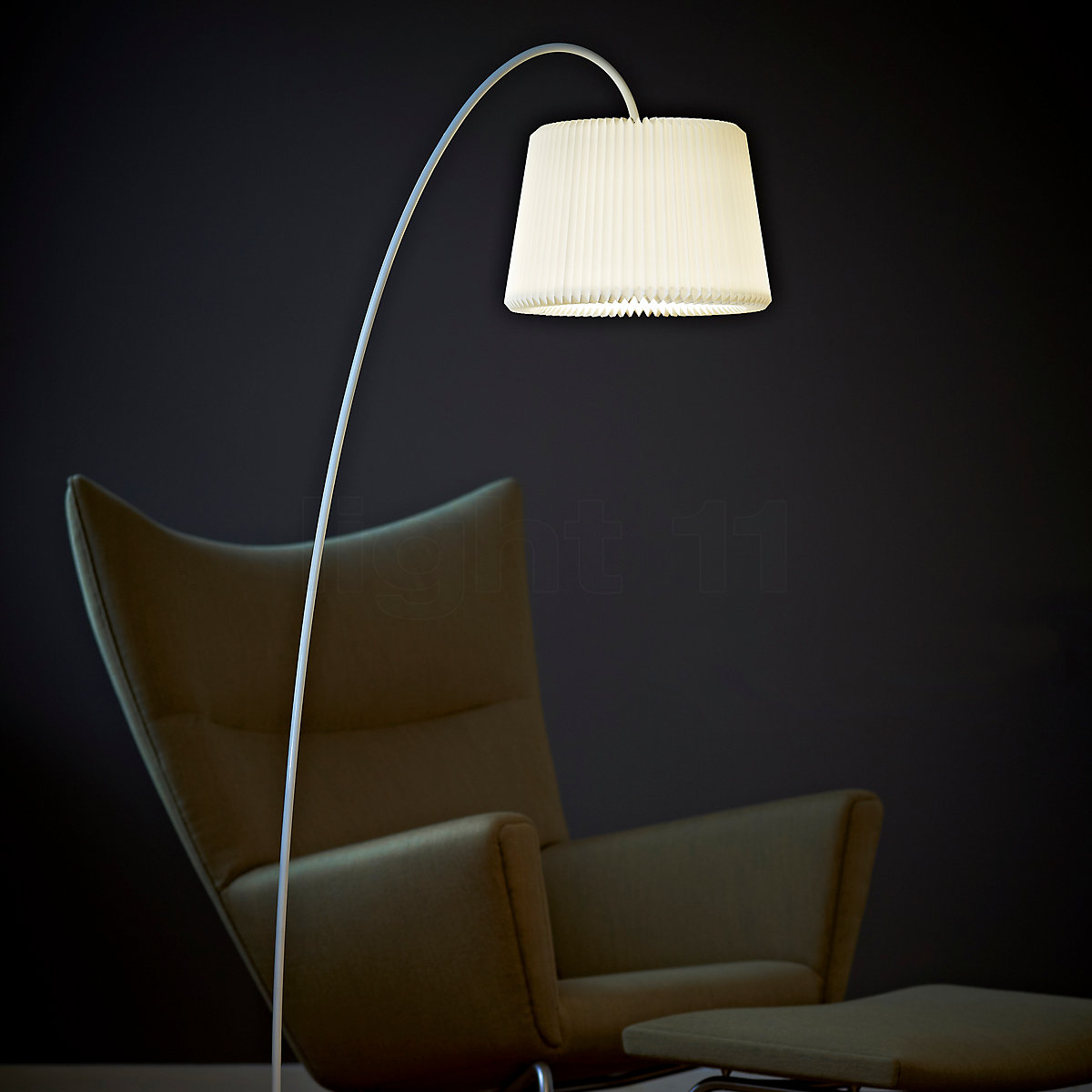 Buy Le Klint Snowdrop Floor Lamp at light11.eu