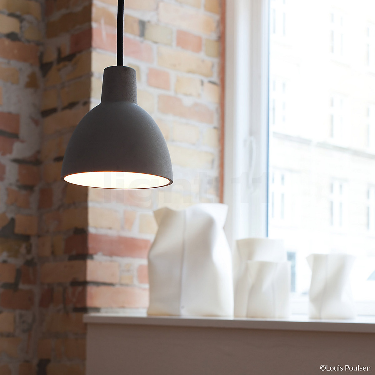 Buy Louis Poulsen Toldbod Pendant light at light11.eu