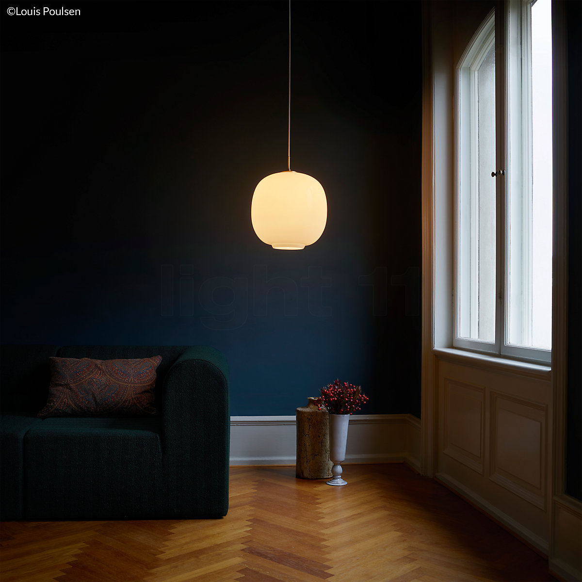 radiohus pendant light