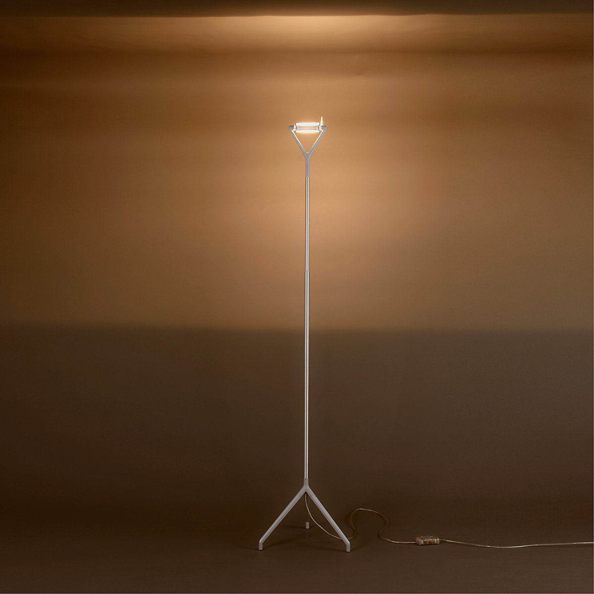 Buy Luceplan Lola Terra with basedimmer at light11.eu