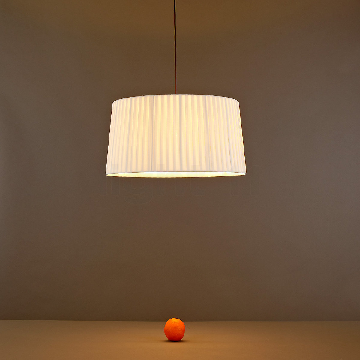 Buy Santa & Cole GT5 with white diffuser disc at light11.eu