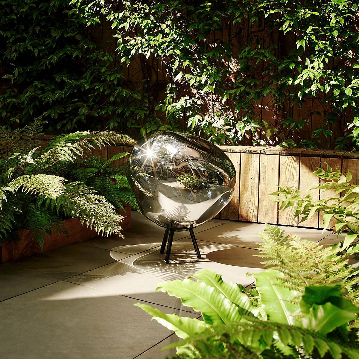 Buy Tom Dixon Melt Battery Floor- and Pendant Light LED at