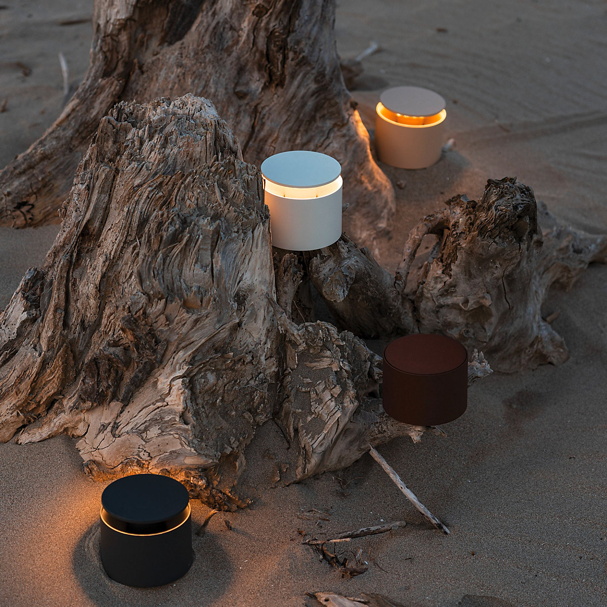 Lampe De Table LED Tactile RGB à Intensité Variable - Base Charge Induction EU - IP54 Intérieur Extérieur - Brun