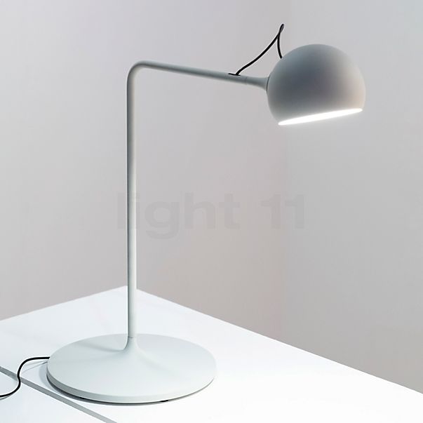 Artemide Ixa Lampe de table LED gris clair - 2.700 K , Vente d'entrepôt, neuf, emballage d'origine