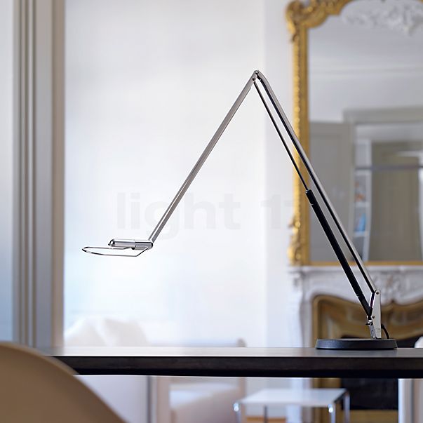 Belux Lifto Lampada da tavolo LED con base cromo/nero